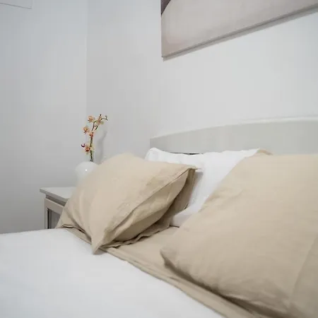Bonito Piso En San Ildefonso - Centro Apartment Jaen Exterior photo